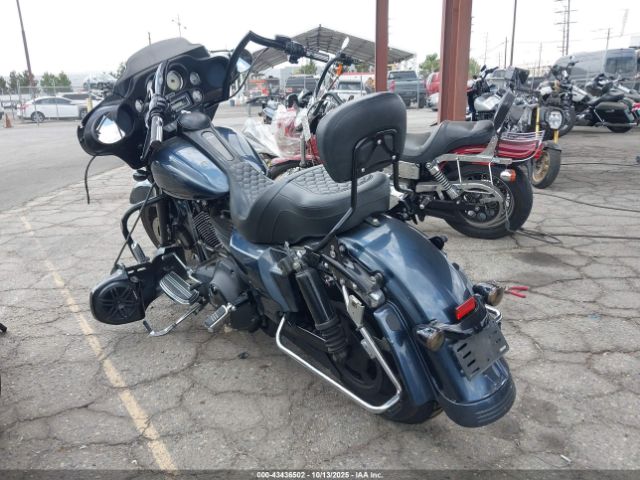 2010 HARLEY-DAVIDSON FLHX 1HD1KB431AB632394 Photo 2