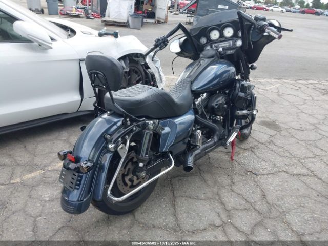2010 HARLEY-DAVIDSON FLHX 1HD1KB431AB632394 Photo 3