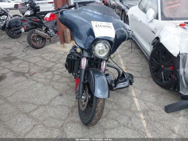 2010 HARLEY-DAVIDSON FLHX 1HD1KB431AB632394 Photo 4