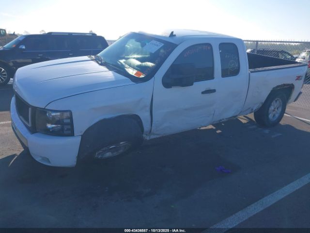 2011 CHEVROLET SILVERADO 1500 1GCRKSE36BZ215638 Photo 5