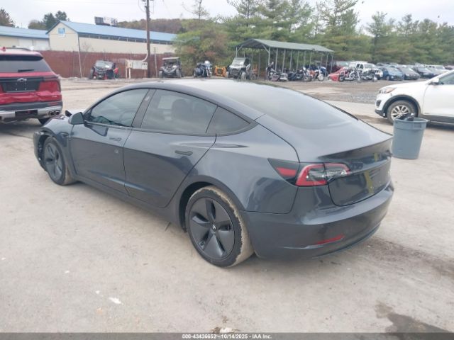 2018 TESLA MODEL 3 5YJ3E1EB0JF131365 Photo 2