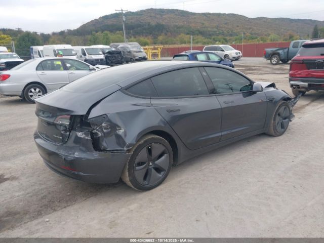 2018 TESLA MODEL 3 5YJ3E1EB0JF131365 Photo 3