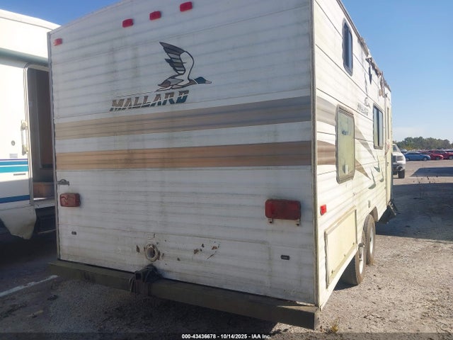 43436678 :رقم المزاد ، 1EF1C182074017159 vin ، 2007 Fleetwood Mallard مزاد بيع