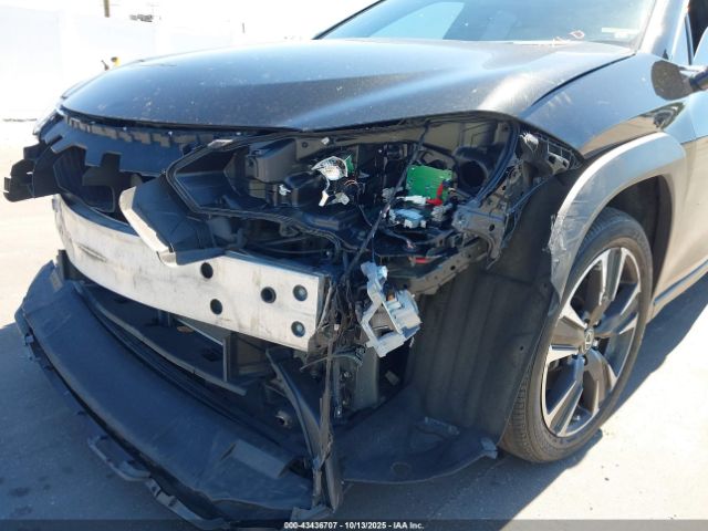 2019 LEXUS UX 200 JTHY3JBH5K2019846 Photo 5