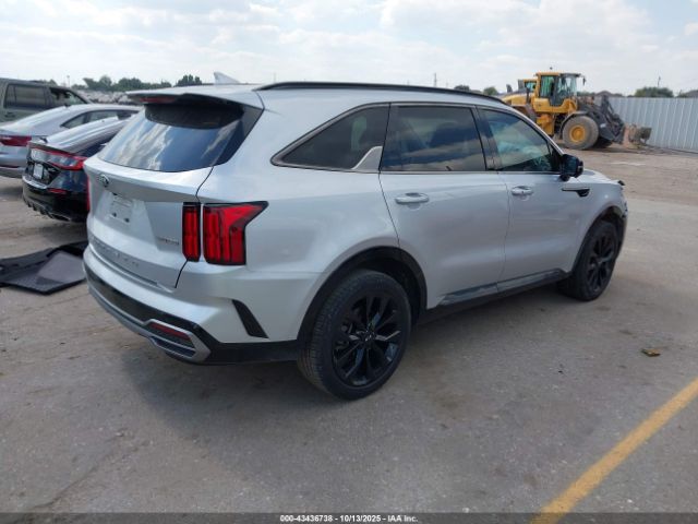 2021 KIA SORENTO 5XYRK4LF1MG044467 Photo 3