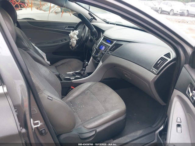 2013 HYUNDAI SONATA 5NPEC4AB0DH525993 Photo 4