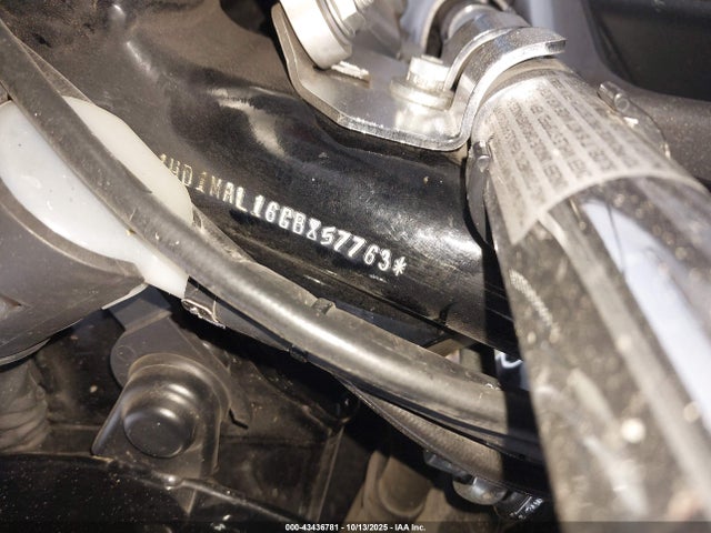 2016 HARLEY-DAVIDSON FLHTCUTG 1HD1MAL16GB857763 Photo 9