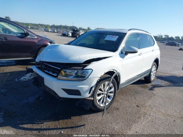 2018 VOLKSWAGEN TIGUAN 3VV3B7AX7JM149615 Photo 1