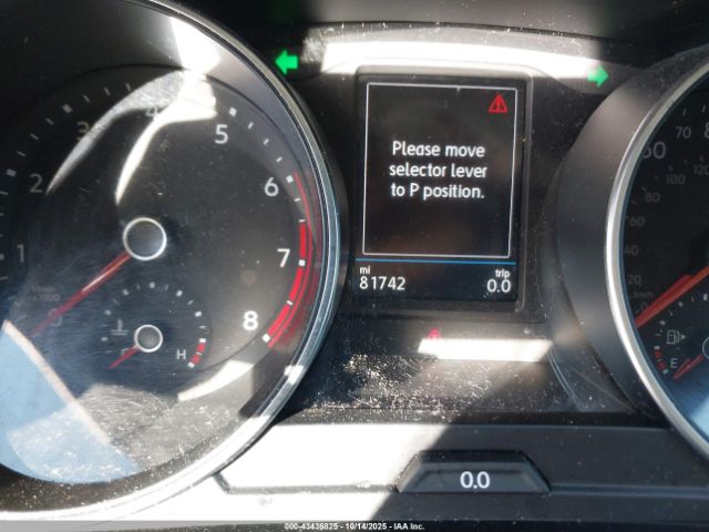 2018 VOLKSWAGEN TIGUAN 3VV3B7AX7JM149615 Photo 6