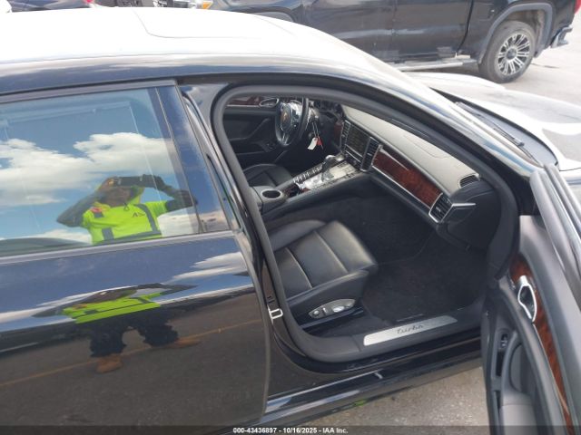2014 PORSCHE PANAMERA WP0BC2A74EL077077 Photo 4