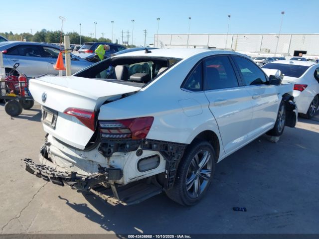 2019 VOLKSWAGEN JETTA 3VWC57BU8KM061410 Photo 3