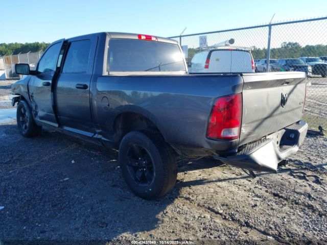 2023 RAM 1500 CLASSIC 3C6RR7KTXPG669256 Photo 2