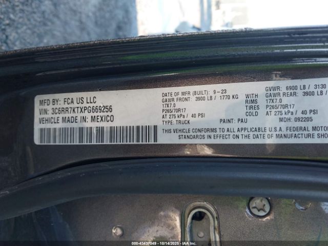 2023 RAM 1500 CLASSIC 3C6RR7KTXPG669256 Photo 8