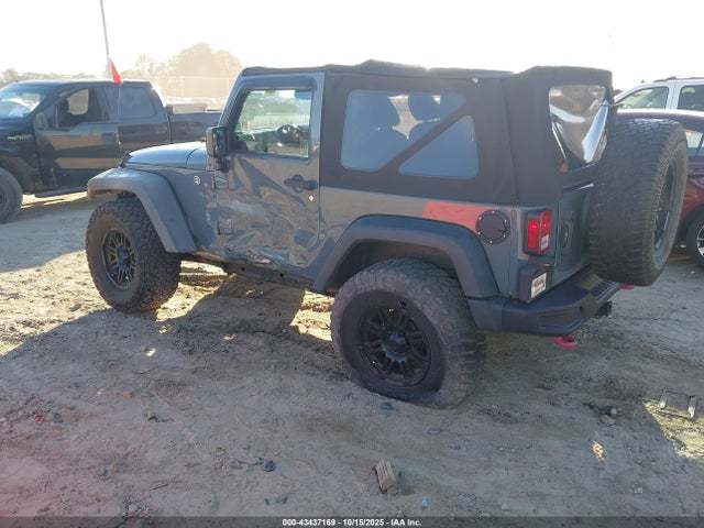 2014 JEEP WRANGLER 1C4BJWCG6EL205622 Photo 2