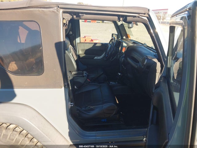 2014 JEEP WRANGLER 1C4BJWCG6EL205622 Photo 4