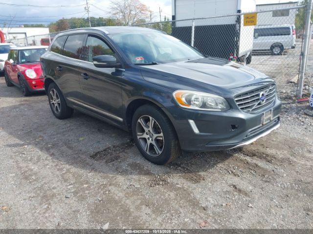 2015 VOLVO XC60 YV4902RC3F2611246