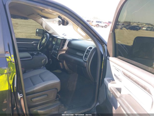 2019 RAM 1500 1C6RREFG0KN730115 Photo 4