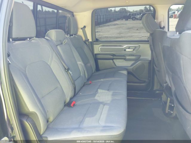 2019 RAM 1500 1C6RREFG0KN730115 Photo 7