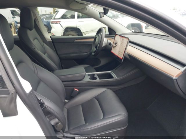 2022 TESLA MODEL Y 7SAYGAEE9NF516703 Photo 4