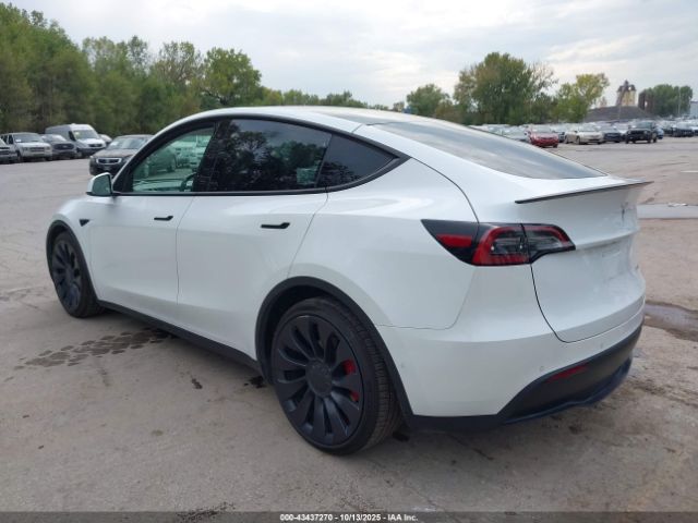 2022 TESLA MODEL Y 7SAYGDEF1NF339915 Photo 2