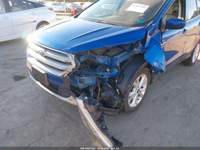 2018 FORD ESCAPE 1FMCU0GD2JUD15382 Photo 5