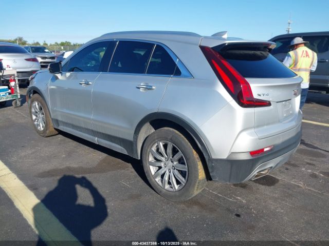 2022 CADILLAC XT4 1GYFZCR4XNF113203 Photo 2