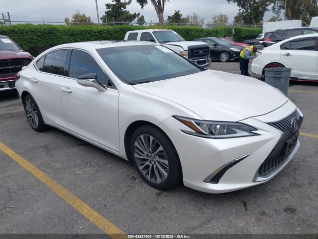 2021 LEXUS ES 300H 58ADA1C17MU009564