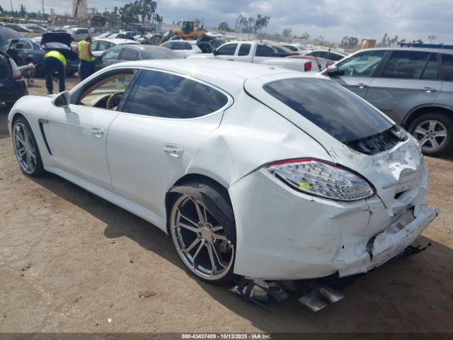 2013 PORSCHE PANAMERA WP0AB2A71DL060847 Photo 2