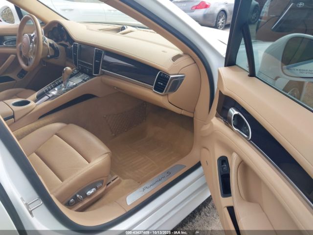 2013 PORSCHE PANAMERA WP0AB2A71DL060847 Photo 4