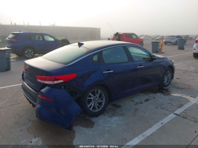 2019 KIA OPTIMA 5XXGT4L38KG366180 Photo 3