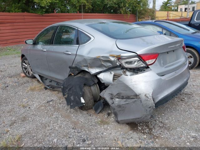 2016 CHRYSLER 200 1C3CCCFB0GN182752 Photo 2