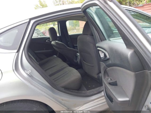 2016 CHRYSLER 200 1C3CCCFB0GN182752 Photo 7