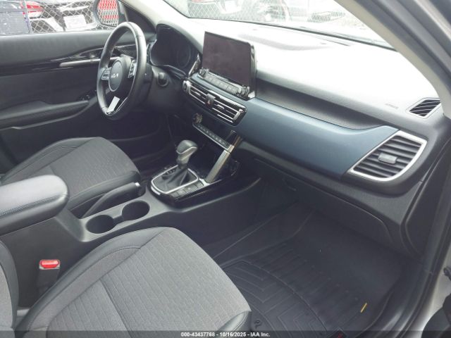 2022 KIA SELTOS KNDEUCA20N7294056 Photo 4