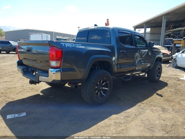 Toyota Tacoma Sr5 V6 2017 3TMAZ5CN4HM047247 Image 4