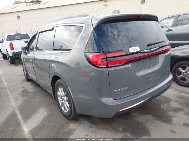 2022 CHRYSLER PACIFICA 2C4RC1BG3NR167805 Photo 2