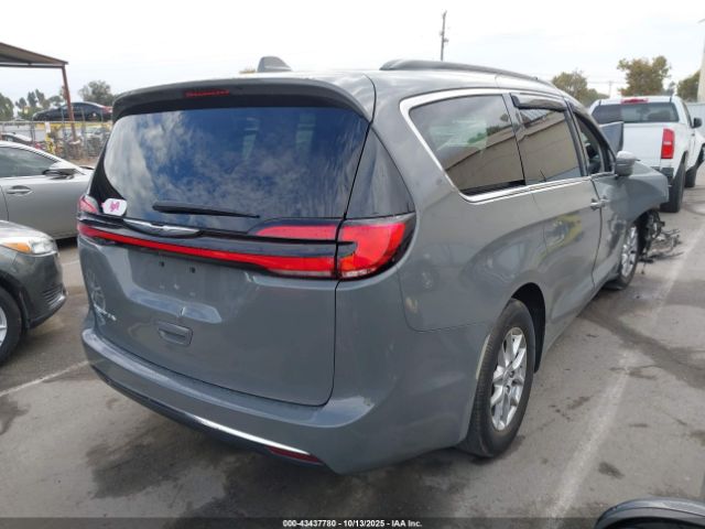 2022 CHRYSLER PACIFICA 2C4RC1BG3NR167805 Photo 3
