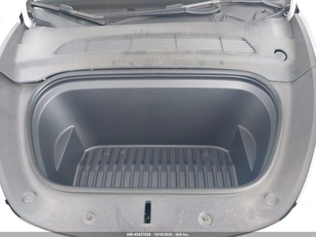 2023 TESLA MODEL Y 7SAYGAEE2PF584456 Photo 9