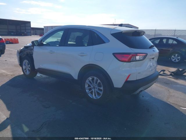 2020 FORD ESCAPE 1FMCU9G63LUA25385 Photo 2