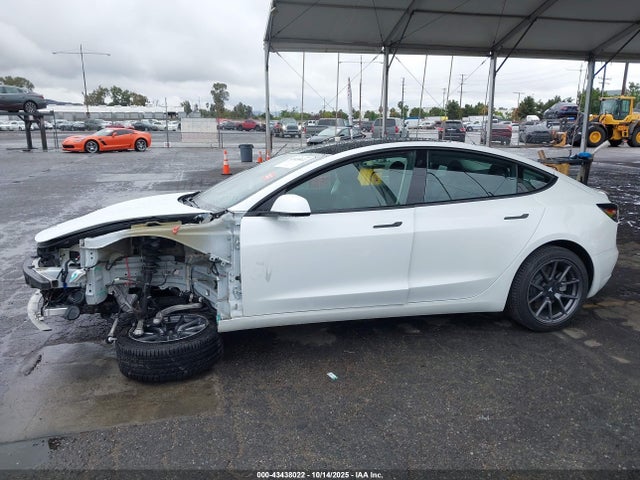 Tesla MODEL 3 2021 5YJ3E1EA3MF982541 Image 27