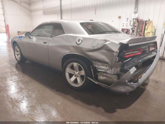 2015 DODGE CHALLENGER 2C3CDZAG5FH804014 Photo 2