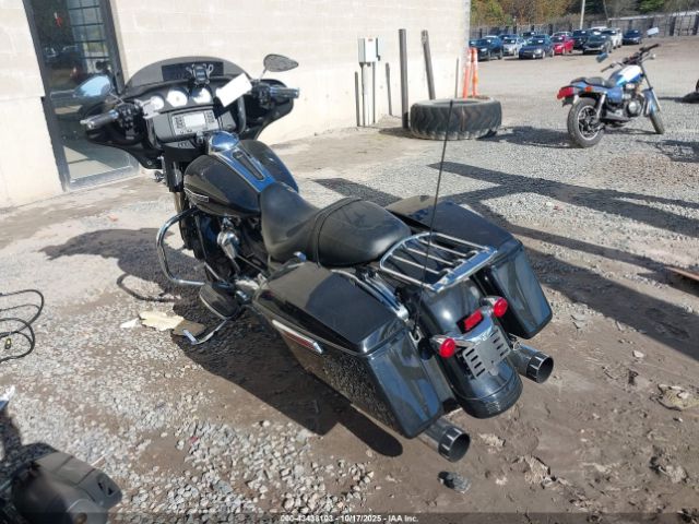 2021 HARLEY-DAVIDSON FLHX 1HD1KBC12MB641500 Photo 2