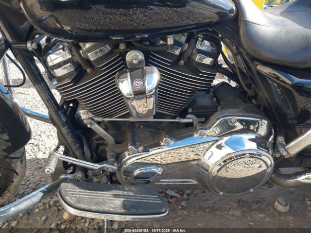 2021 HARLEY-DAVIDSON FLHX 1HD1KBC12MB641500 Photo 8