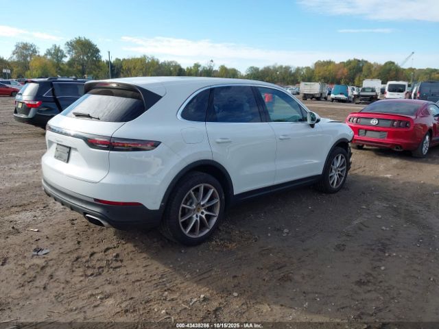 2021 PORSCHE CAYENNE WP1AA2AY6MDA06660 Photo 3