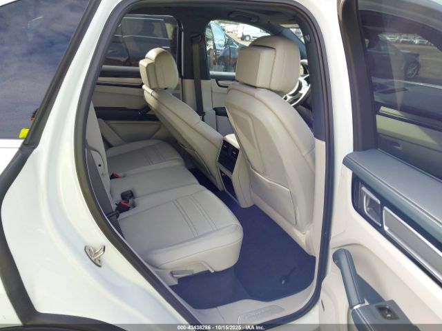 2021 PORSCHE CAYENNE WP1AA2AY6MDA06660 Photo 7