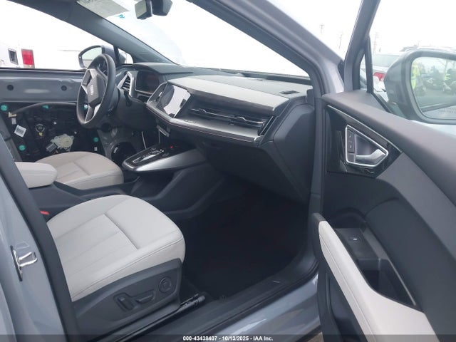 2025 AUDI Q4 E-TRON WA1MUBFZ6SP042197 Photo 4