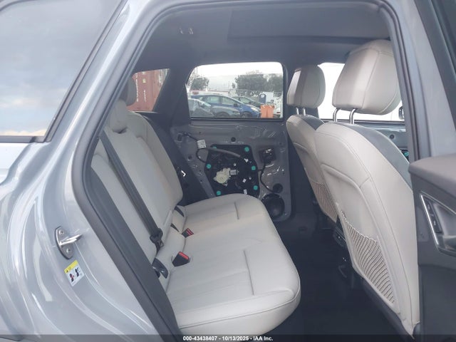 2025 AUDI Q4 E-TRON WA1MUBFZ6SP042197 Photo 7