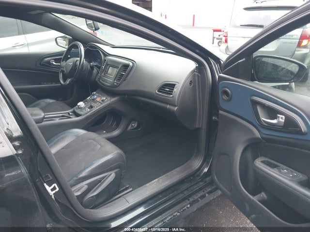 Продажа на аукционе авто 2016 Chrysler 200 S, vin: 1C3CCCBB6GN115773, номер лота: 43438437