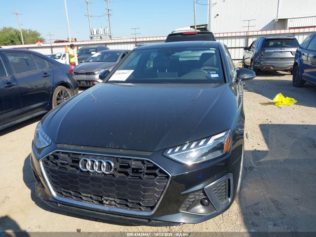 2024 Audi A4 Premium Plus 45 Tfsi S Line Quattro S Tronic მანქანა იყიდება აუქციონზე, vin: WAUEAAF44RN013172, აუქციონის ნომერი: 43438447