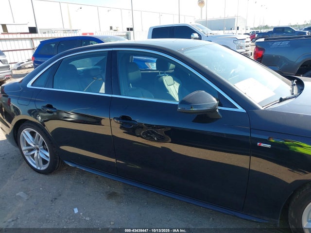 2024 Audi A4 Premium Plus 45 Tfsi S Line Quattro S Tronic მანქანა იყიდება აუქციონზე, vin: WAUEAAF44RN013172, აუქციონის ნომერი: 43438447