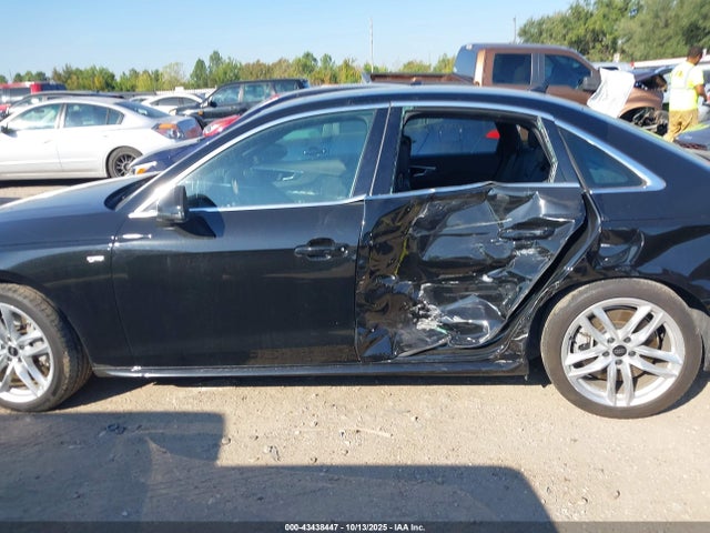 2024 Audi A4 Premium Plus 45 Tfsi S Line Quattro S Tronic მანქანა იყიდება აუქციონზე, vin: WAUEAAF44RN013172, აუქციონის ნომერი: 43438447